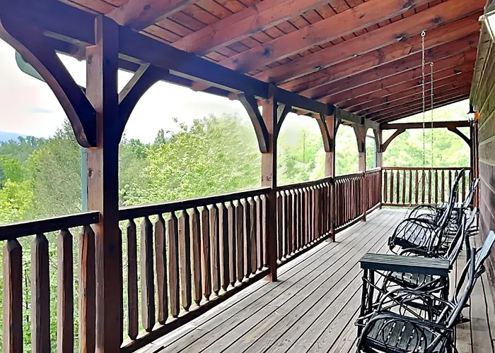 The Great Escape Ii, 5 Bedrooms, Sleeps 17, Game Room, Pool Access, Theater